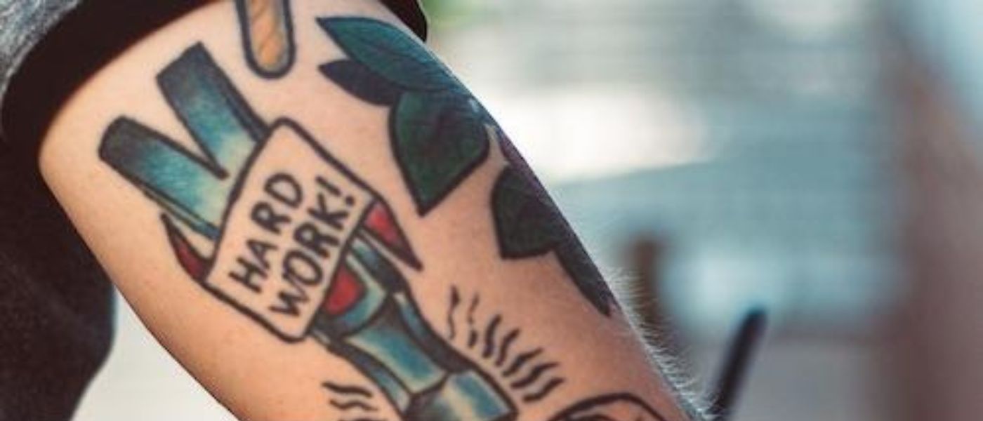 Old School Tattoos: Ein Klassiker in der Tattoo-Szene – TattooMed